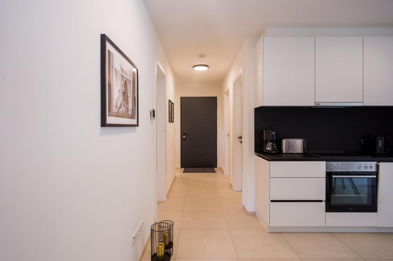 Moderne Wohnung Mit Terrasse Innsbruck Bagian luar foto